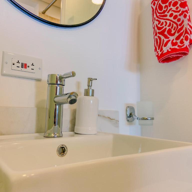 Cartagena Suite Frente al Mar Aeropuerto Crespo - Apartamento de 1 dormitorio - 9