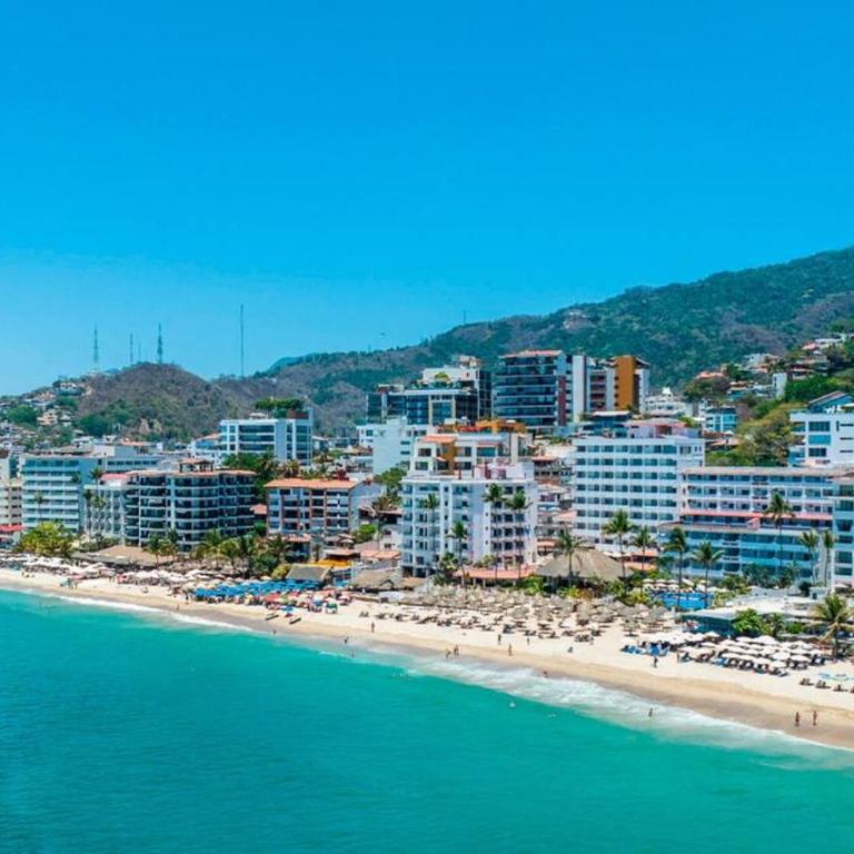 beach front one bed one bath fabulous views in zona roman - One-Bedroom Apartment - 1