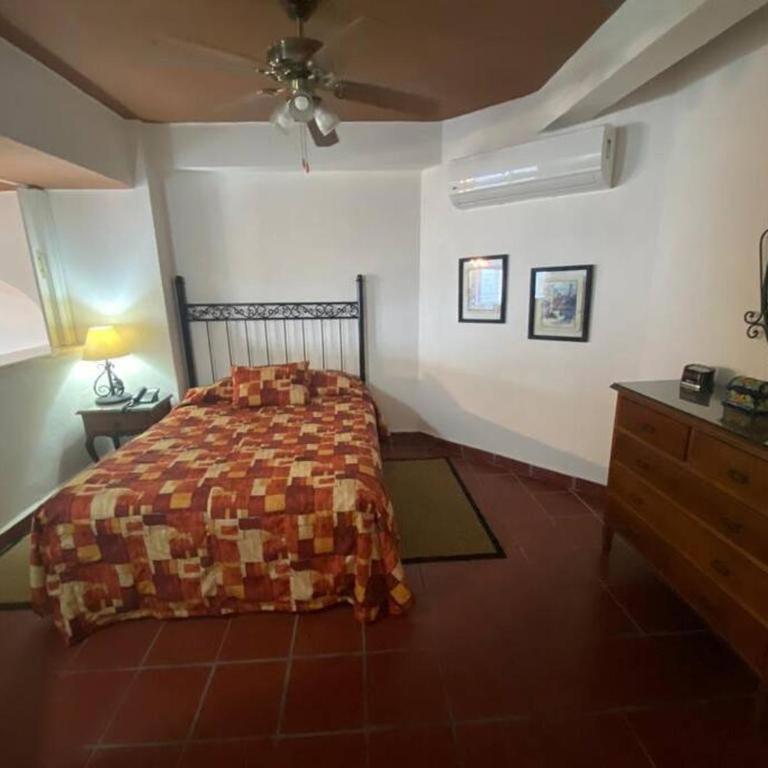 beach front one bed one bath fabulous views in zona roman - One-Bedroom Apartment - 5