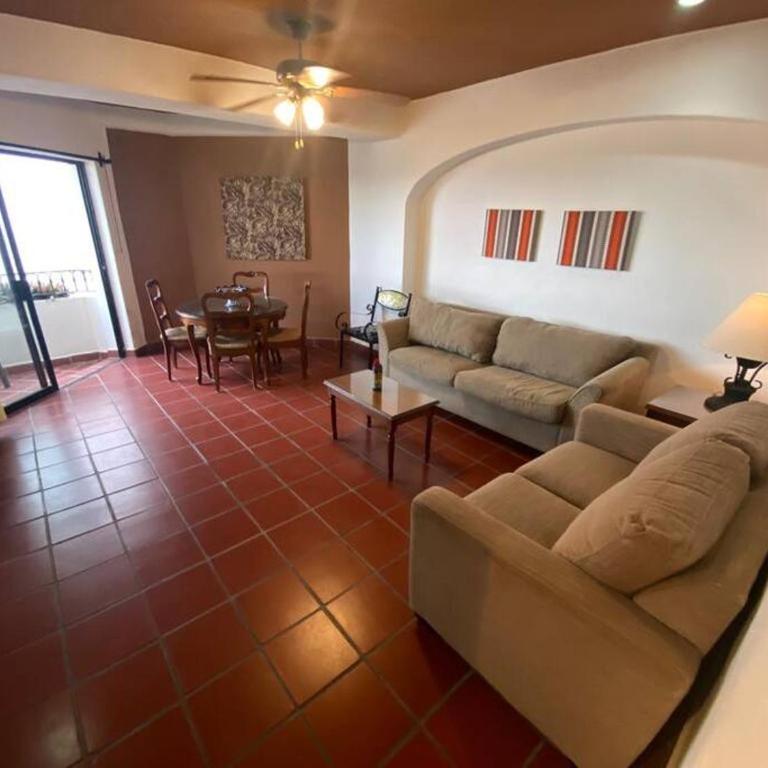beach front one bed one bath fabulous views in zona roman - One-Bedroom Apartment - 6