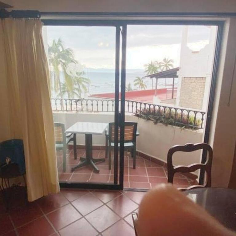 beach front one bed one bath fabulous views in zona roman - One-Bedroom Apartment - 9