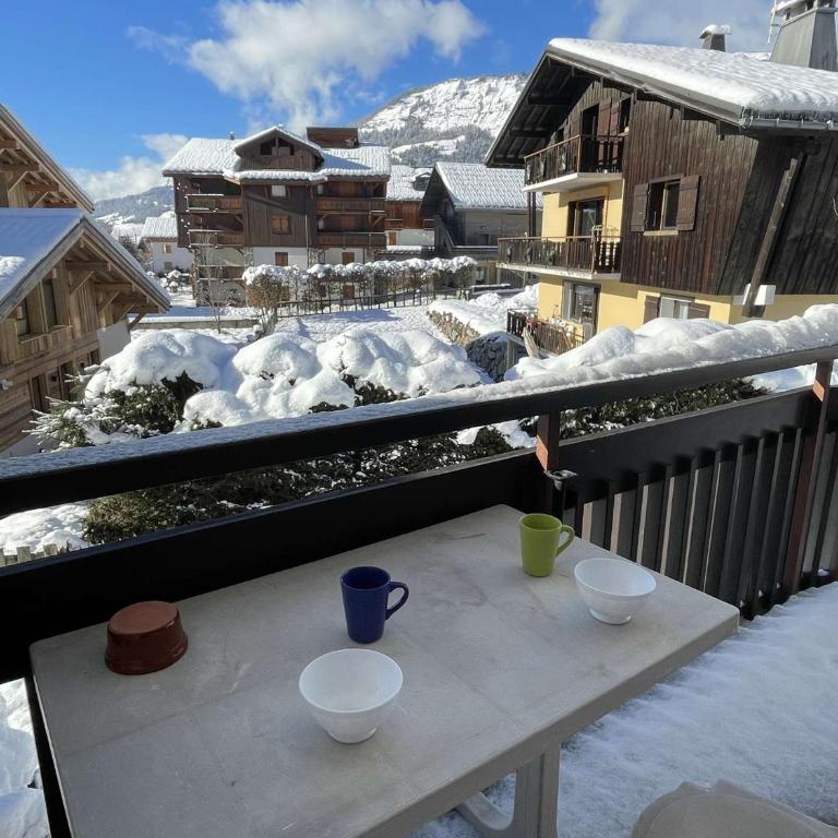 Appartement 2 pièces avec parking, près des pistes - 5 couchages - Appartement 1 Chambre - 11