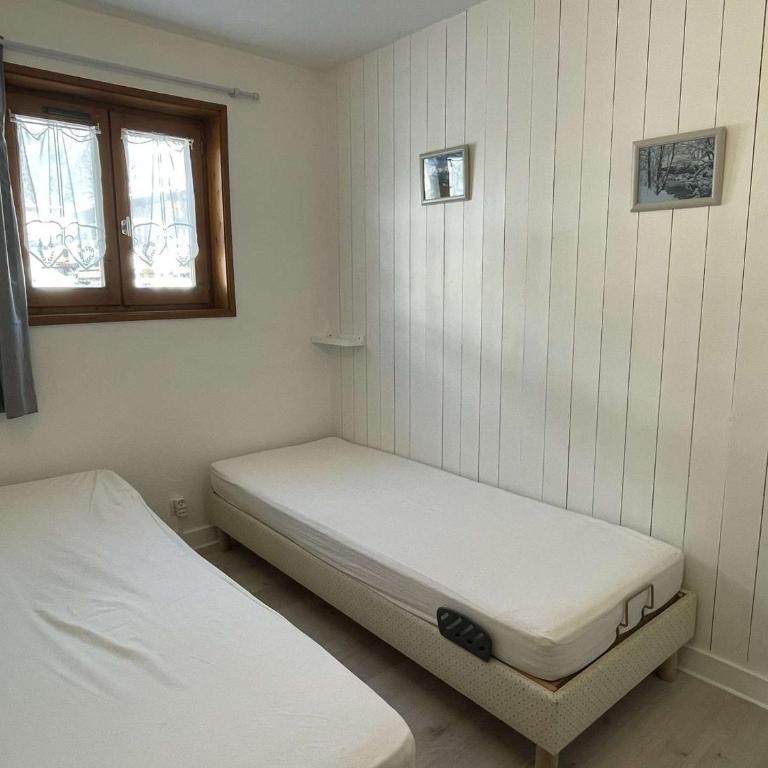 Appartement 2 pièces avec parking, près des pistes - 5 couchages - Appartement 1 Chambre - 14