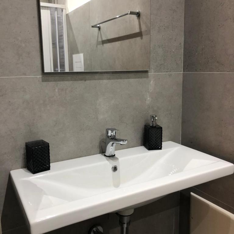 Reggina Stadium - Appartamento con 2 Camere da Letto - 7