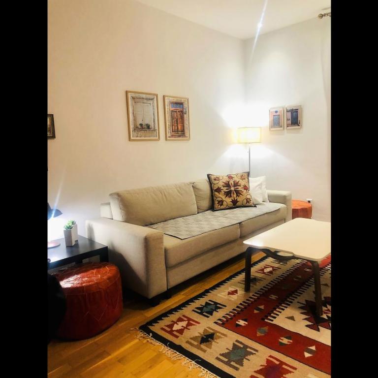 Cozy One-bedroom Apartment in the central Sarajevo - Apartment - 1