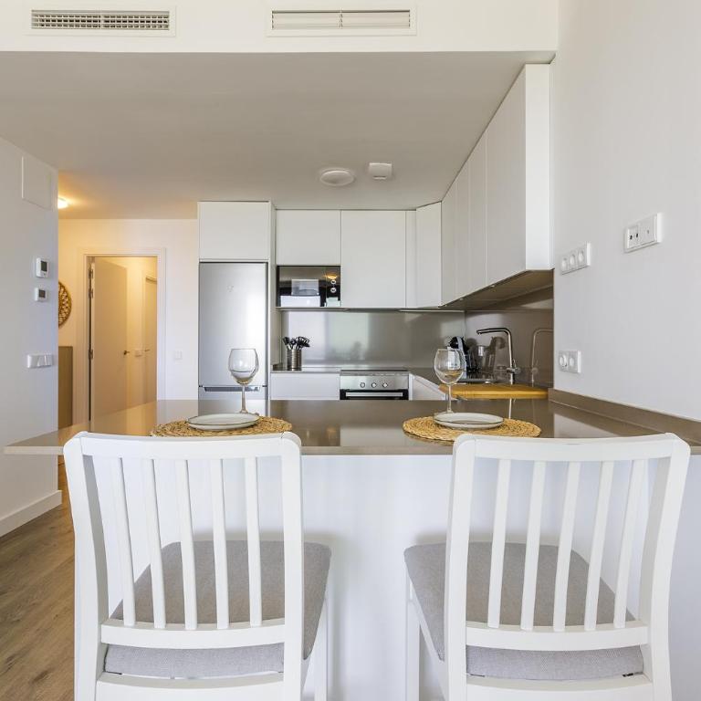 A&N Ocean View Family Apartment with Pool & Parking - Apartment - 9