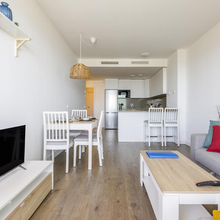 A&N Ocean View Family Apartment with Pool & Parking - Apartment - 32