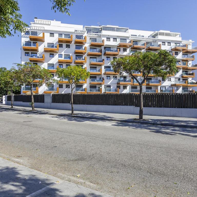 A&N Ocean View Family Apartment with Pool & Parking - Apartment - 78