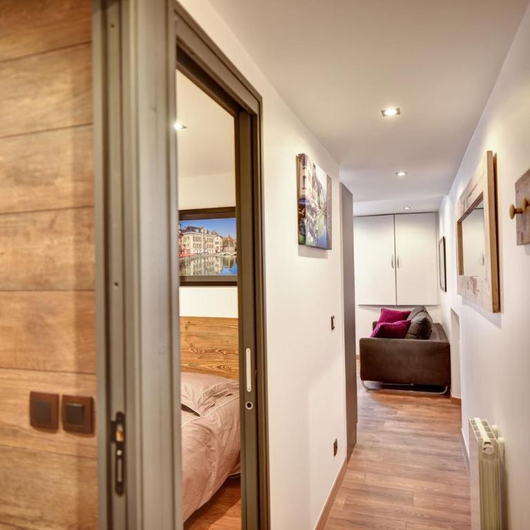 Cozy apartment between lake and mountains - Apartment - 9