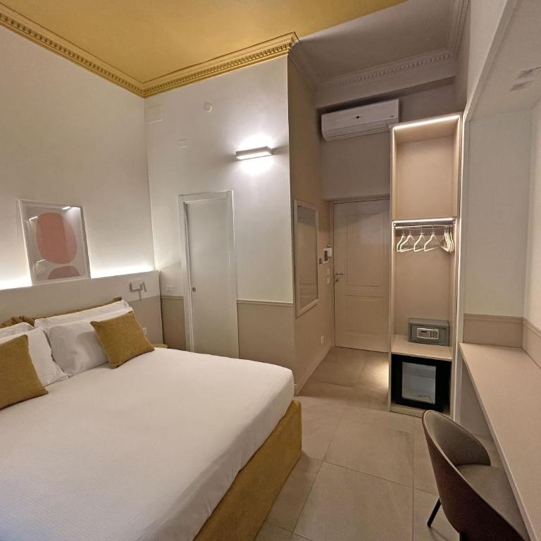 Astom Suites - Doppel-/Zweibettzimmer mit eigenem Bad - 2