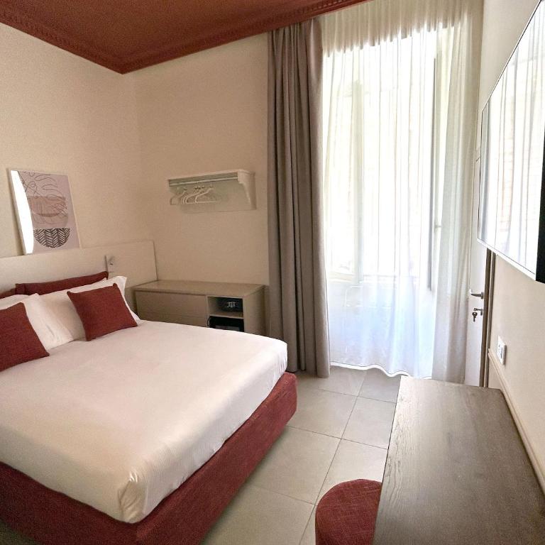Astom Suites - Doppelzimmer mit eigenem Bad - 3
