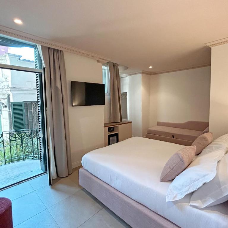 Astom Suites - Suite - 7