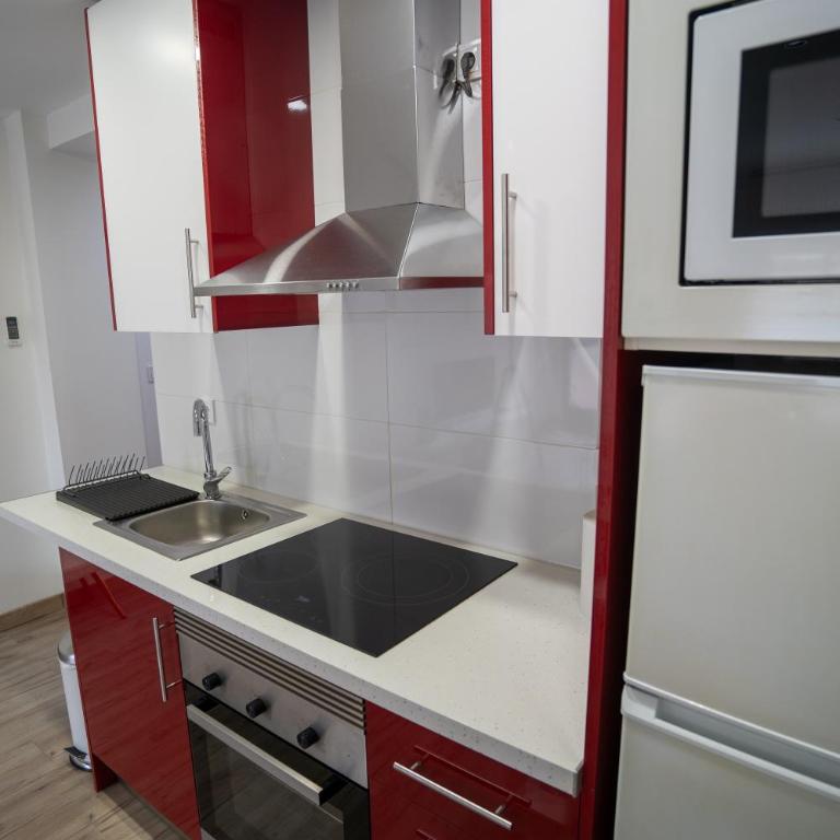 Cómodo piso cerca del Aeropuerto by beBalmy - Apartamento de 1 dormitorio - 11