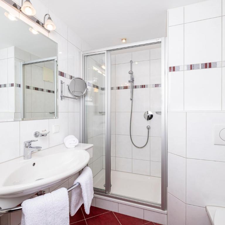 Appart & Hotel Garni Villa Knauer - Doppelzimmer - 12