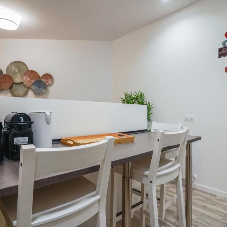 Modern and Cozy-3 Bedrooms 1 Bathroom-Delicias - Apartment - 31