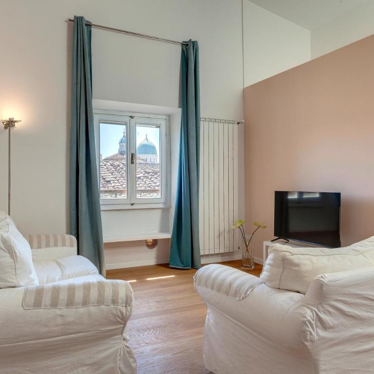 Pinti Apartment by Mamo Florence - Three-Bedroom Apartment - 13