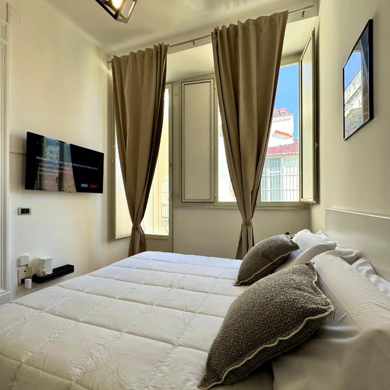 Montesanto Charm Centro Storico - Two-Bedroom Apartment - 6