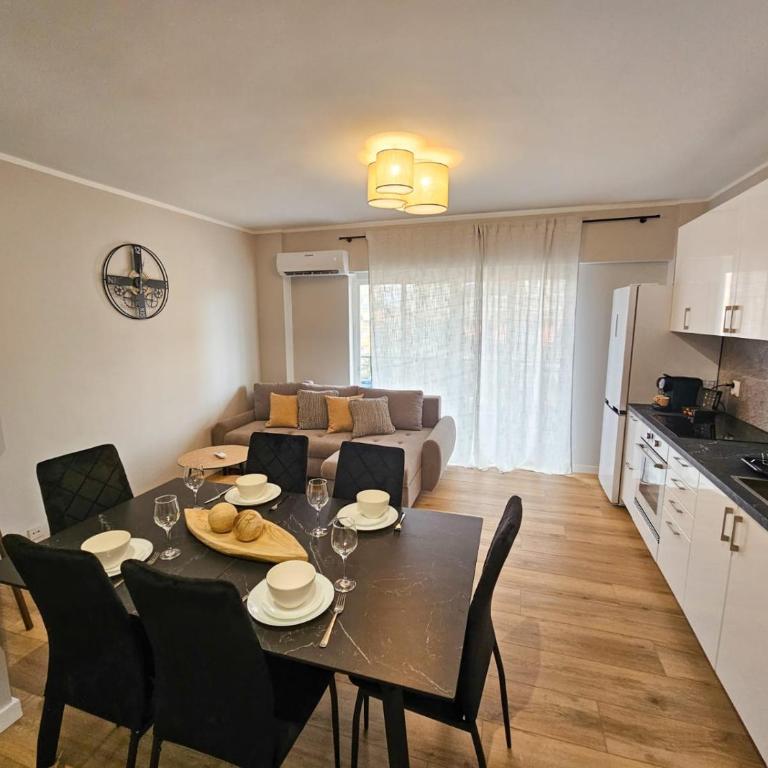 B&B Centro - Three-Bedroom Apartment - 20
