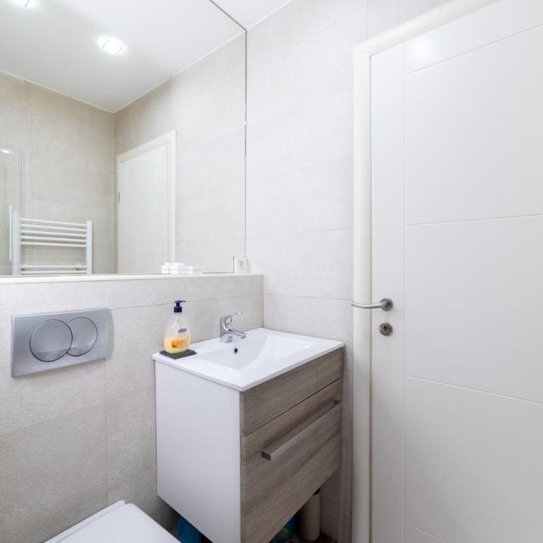 Old Town Colorful Two-Bedroom apartment - Superior Apartman sa 2 Spavaće Sobe - 15