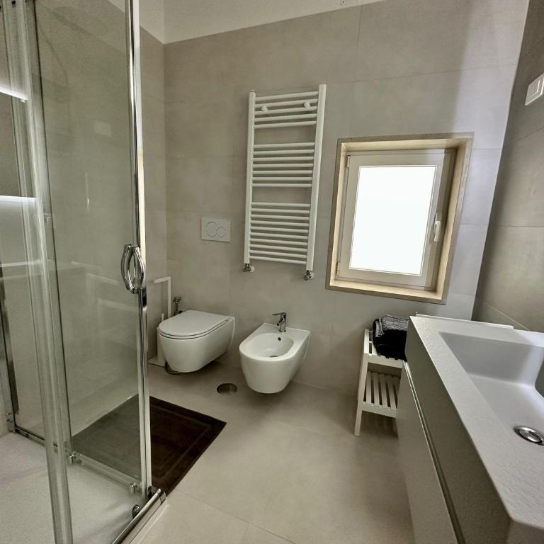 Hary Home Exclusive Rooms - Camera Doppia con Letti Singoli - 15