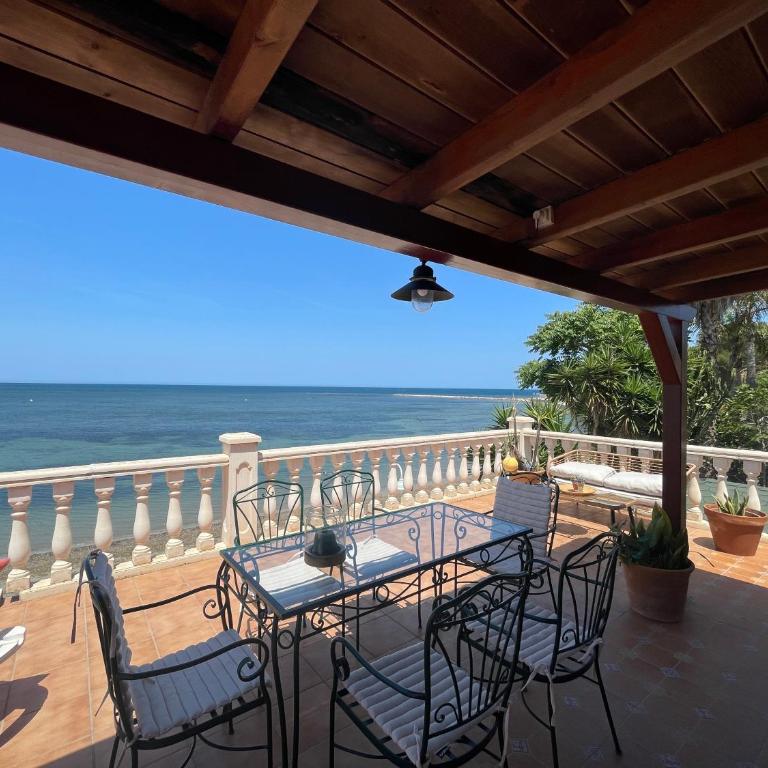 MARINETA CASSIANA "Beach Resort " Villa Ángela - Apartment with Sea View - 9