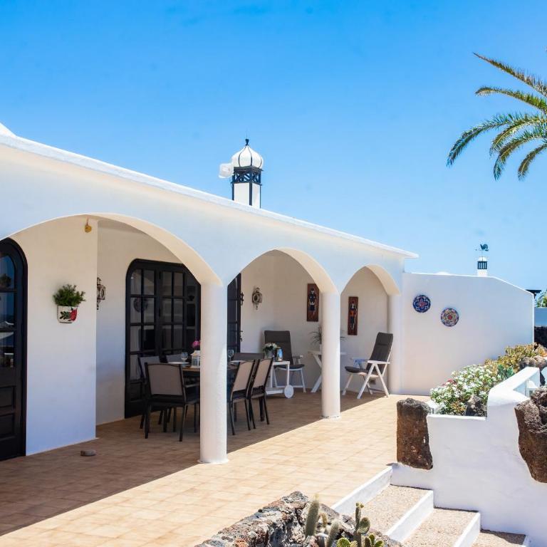 Casa Thalatta - Three-Bedroom Vacation Home - 17