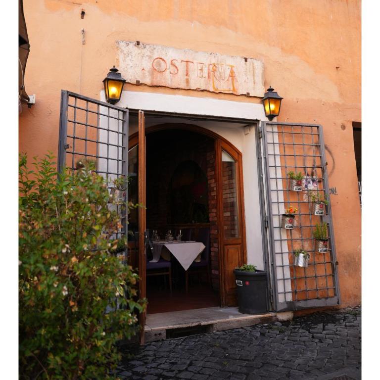 C&A Apartments - Authentic Trastevere - Two-Bedroom Apartment - 20