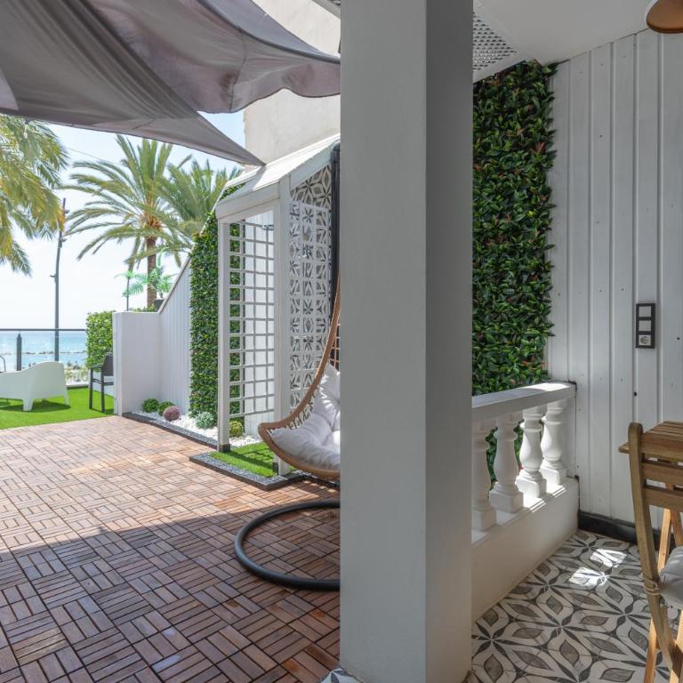 HOSTAL LUXURY NIT I DIA - Habitación Doble Deluxe con vistas al mar - 1 o 2 camas - 22
