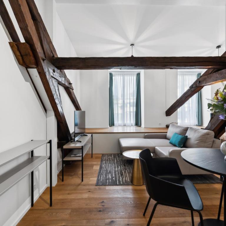GLANDON Rooms Haldenhof - Self-Check-In - Junior Suite with balcony and kitchen - 2