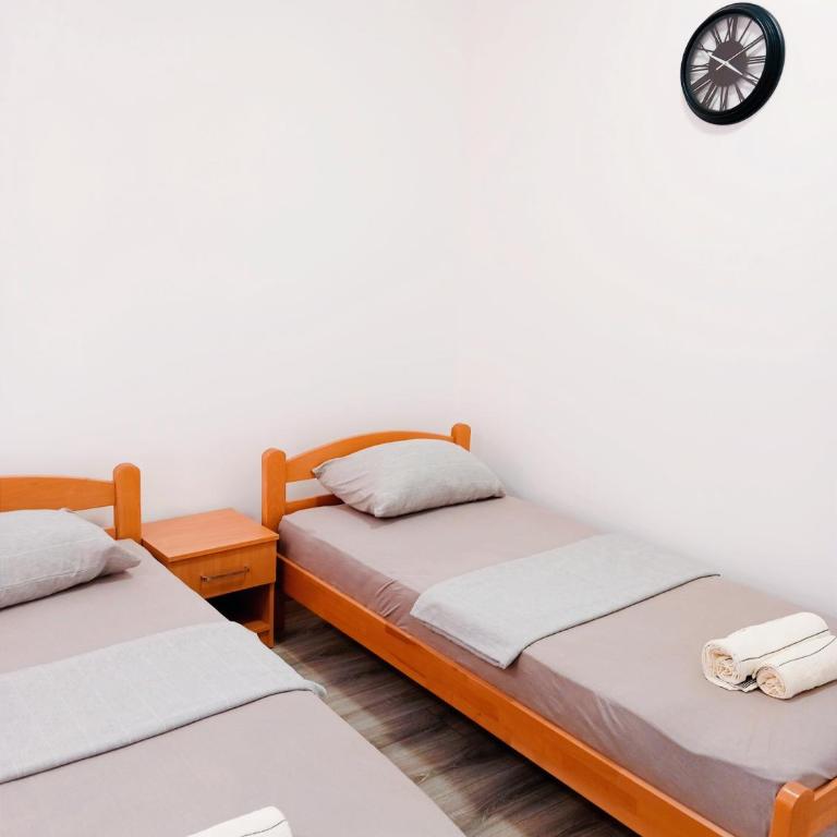 Studio Hadrovic - One-Bedroom Apartment - 17