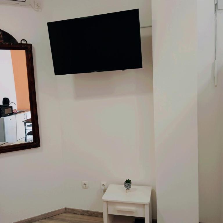 Studio Hadrovic - One-Bedroom Apartment - 21