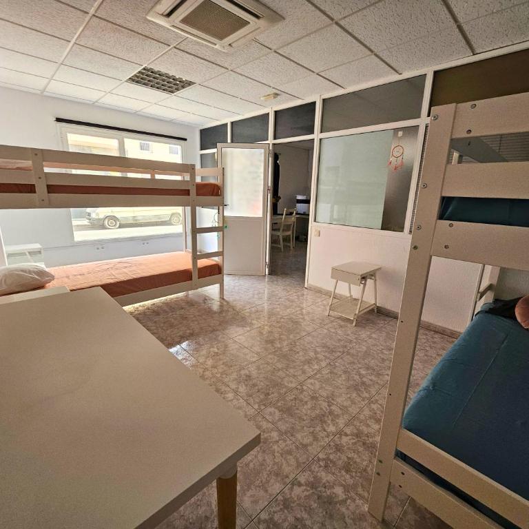 Corralejo Coliving by Amazzzing Travel - Cama individual en habitación compartida - 15