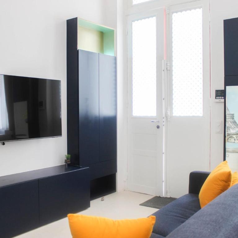 studio parisien renovated - close to the Pantheon - Studio - 2