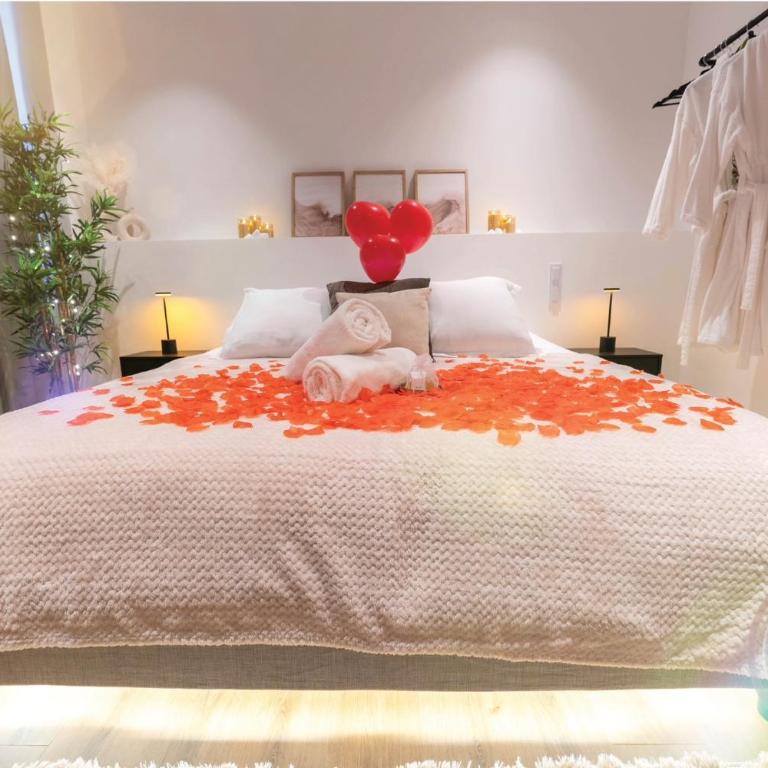 Riviera Bliss - One-Bedroom Apartment - 5