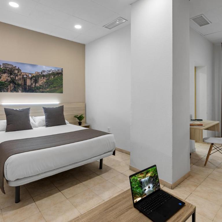 Vas Málaga Ciudad - Habitación Doble - 1 o 2 camas - 3