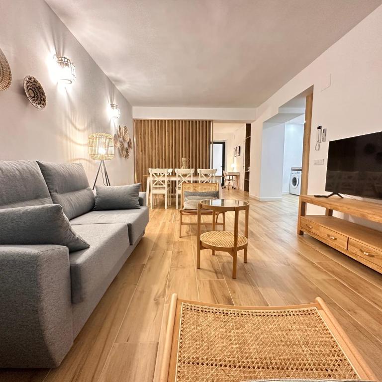 Valencia & Suites Ayora - One-Bedroom Apartment - 6
