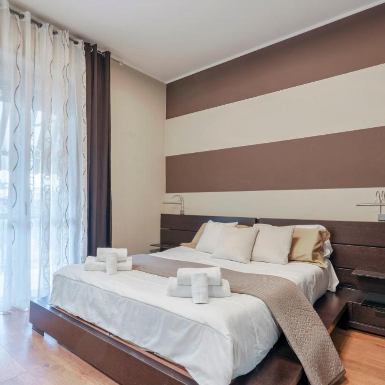- Lake Bliss - Two-Bedroom Apartment - 2