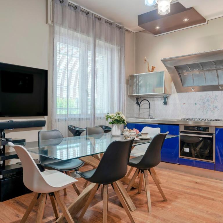 - Lake Bliss - Two-Bedroom Apartment - 17