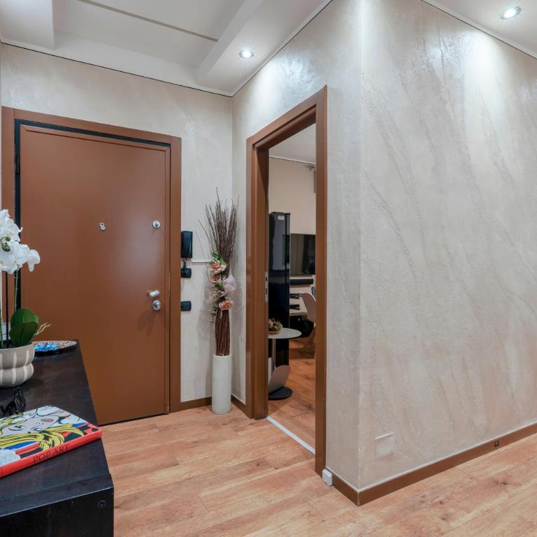 - Lake Bliss - Two-Bedroom Apartment - 26