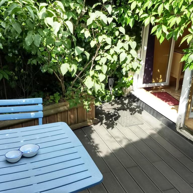 Logement cosy proche gare avec terrasse de verdure - Appartement 1 Chambre - 17