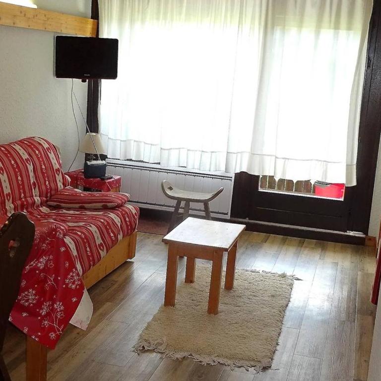Appartement Confortable 2 Pièces + Cabine, 5 Pers. - Centre Les Gets, Parking Inclus - FR-1-802-60 - Appartamento - 1