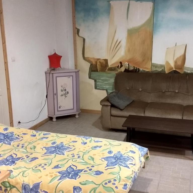 Logement spacieux et original proche gare au RDC - Appartement 2 Chambres - 10