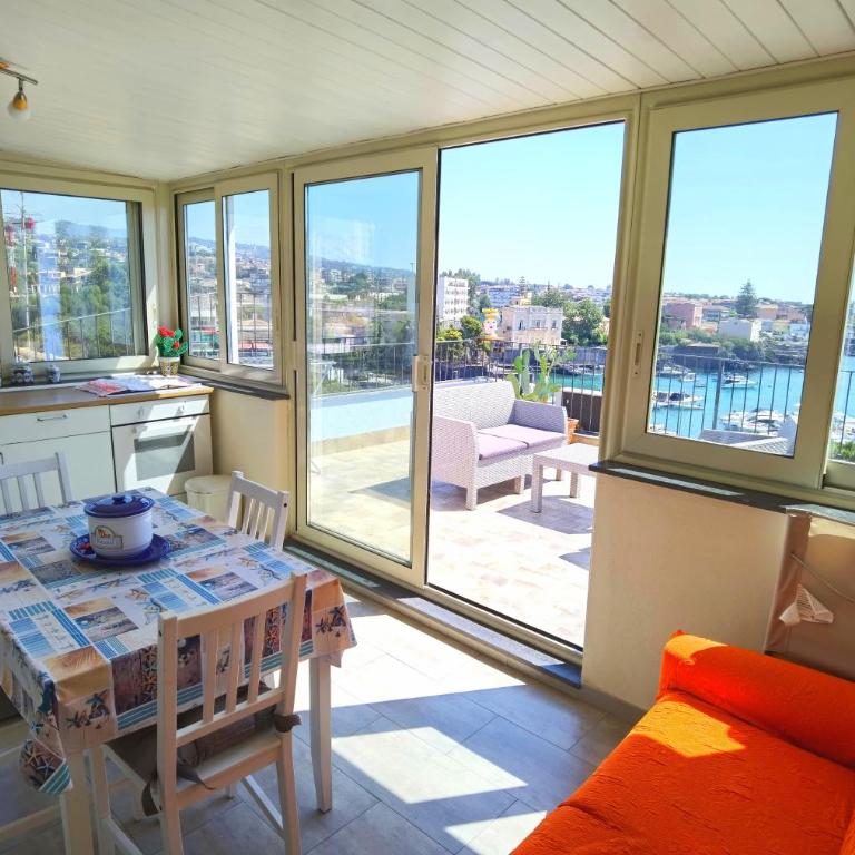 Luxury Sisters House "Il Mare Sole" - Two-Bedroom House - 8