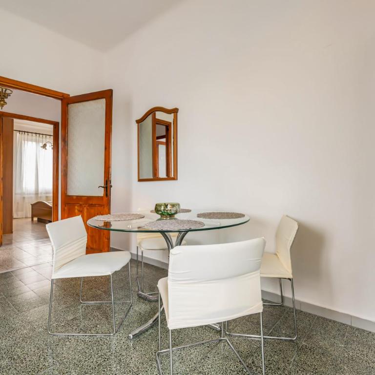 GuestHost - Into the Green! Da Passano Apartment - Two-Bedroom Apartment - 8