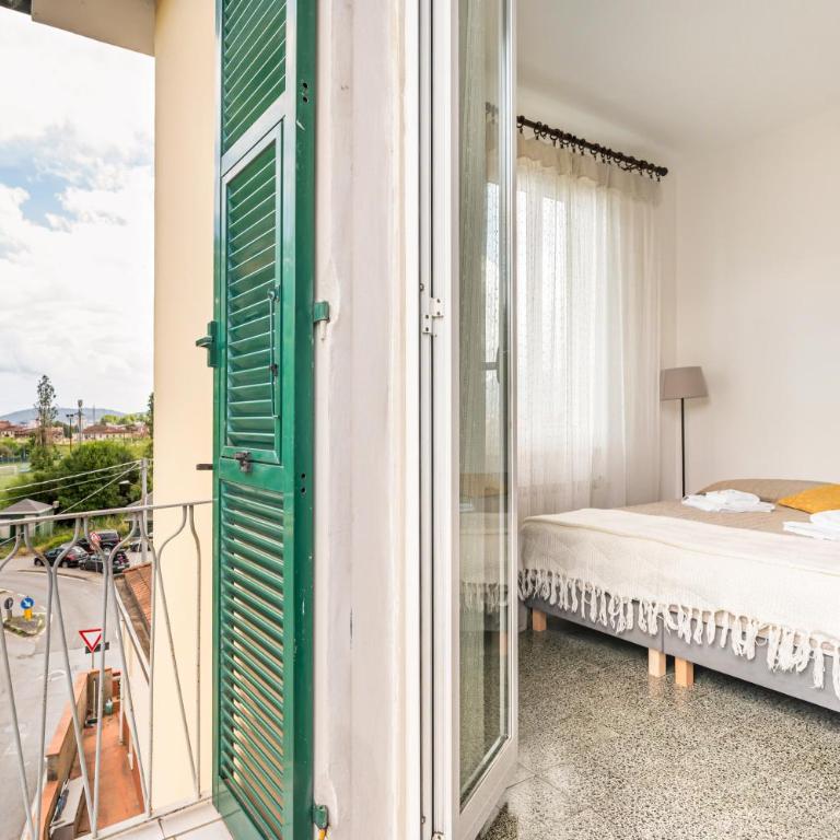 GuestHost - Into the Green! Da Passano Apartment - Two-Bedroom Apartment - 5