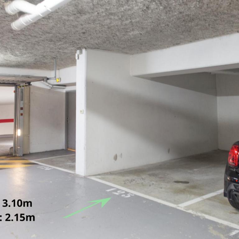 Spacieux appartement - Parking - Piscine - BV - Appartement 2 Chambres - 42