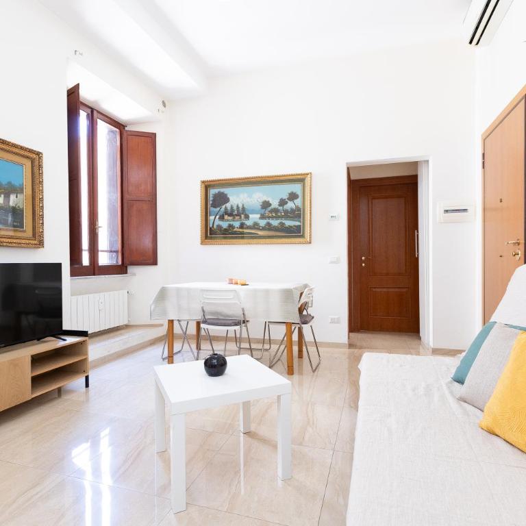 Vatican Museum by Rental in Rome - Apartment - 24