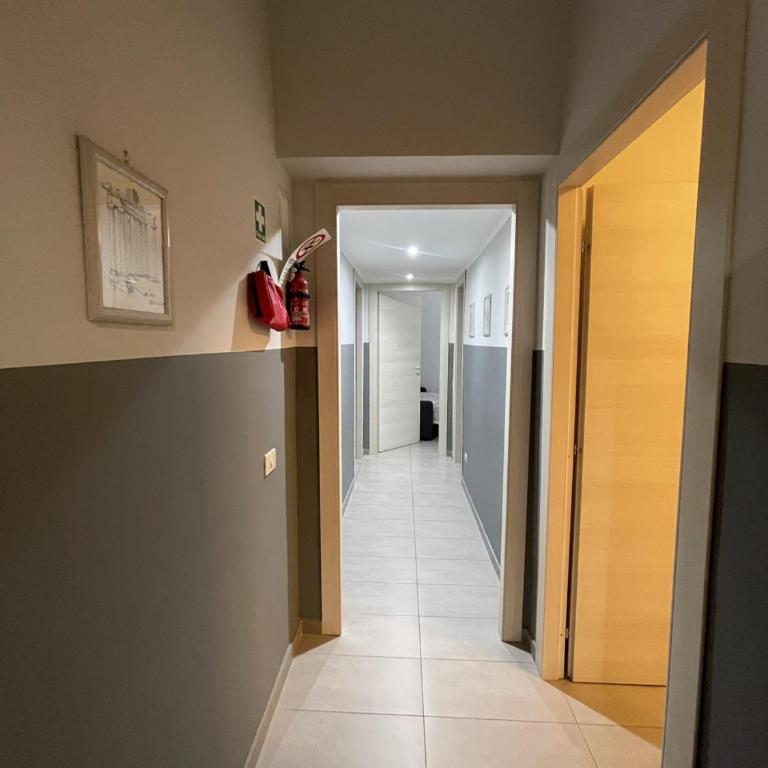 Roman Art Apartment - Metro C to Colosseum - Appartamento con 2 Camere da Letto - 23