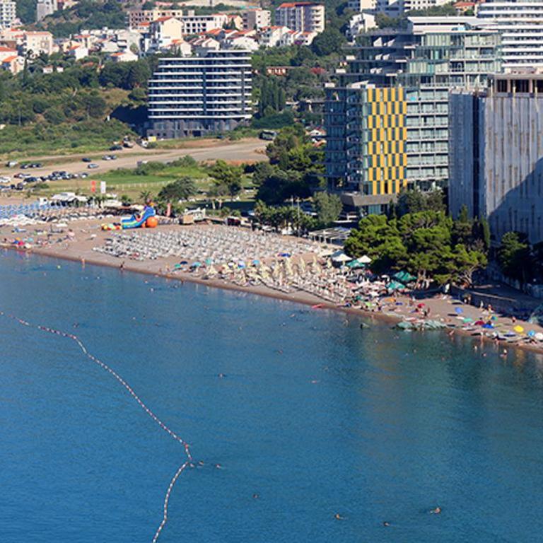 Status-M Apartments Irysh - One-Bedroom Apartment with Balcony and Sea View - 24