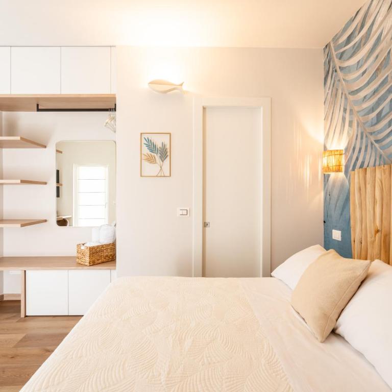 CADAMARE charming rooms in Portovenere - Deluxe Double Room with Partial Sea View - 18